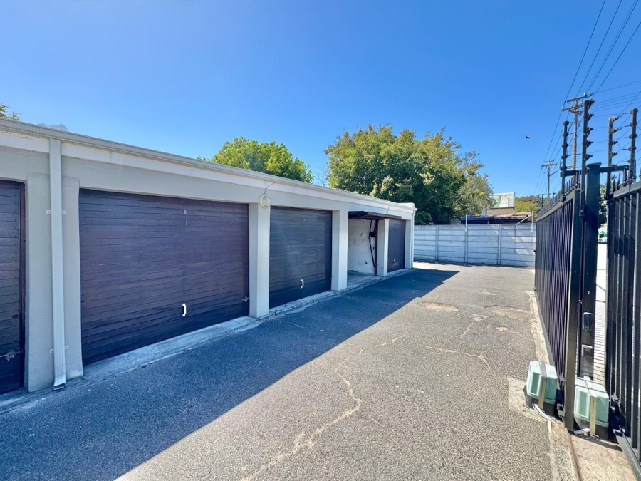 2 Bedroom Property for Sale in Rondebosch Western Cape